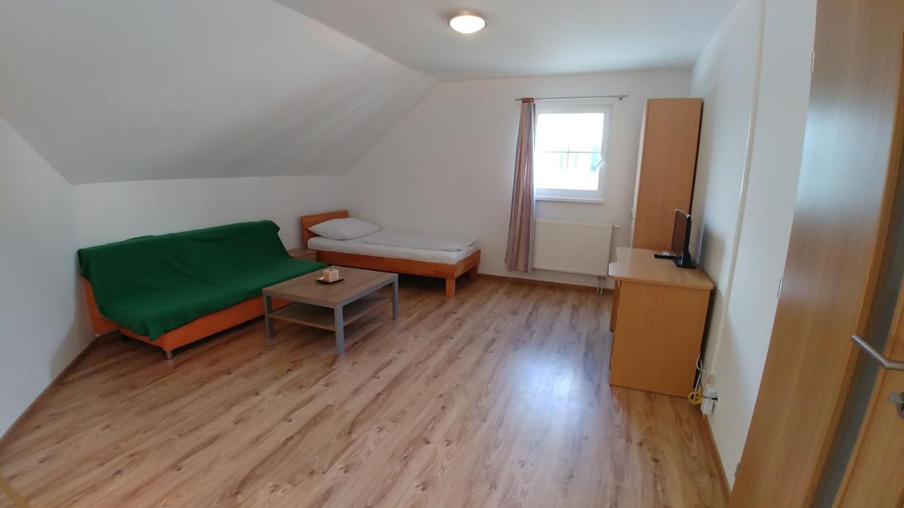 Lei'S Wok Hotel Neusiedl am See Eksteriør billede